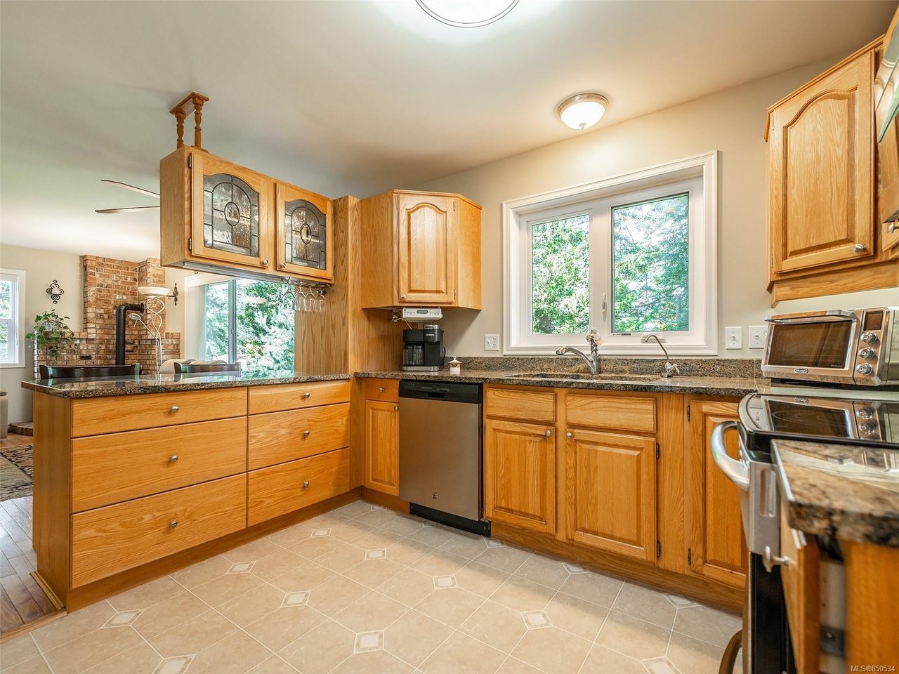 1238 Garry Oak Pl