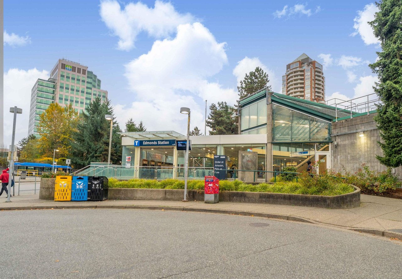 310-6742 Station Hill Ct
