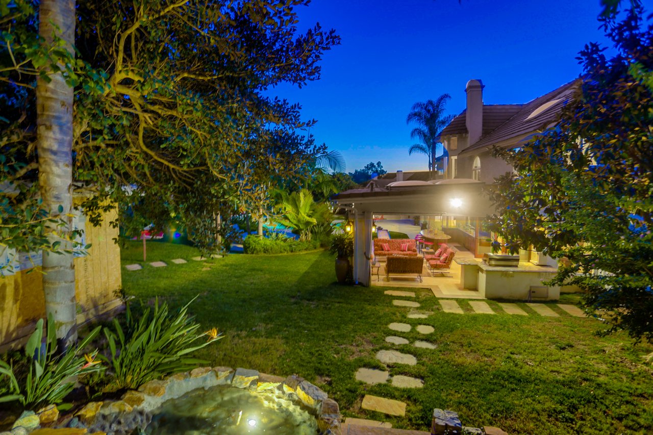 939 Calle Santa Cruz