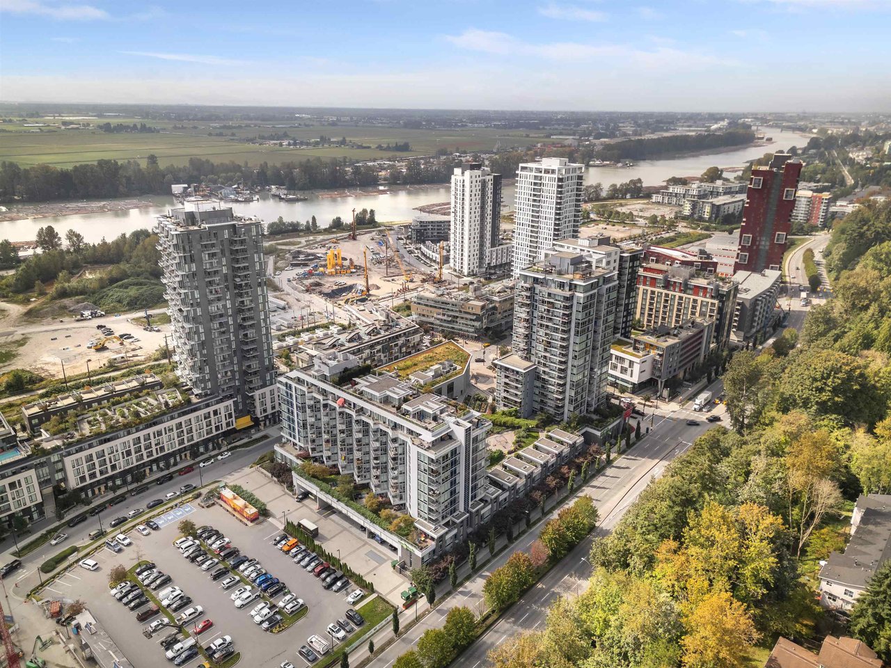 607-3557 Sawmill Cres