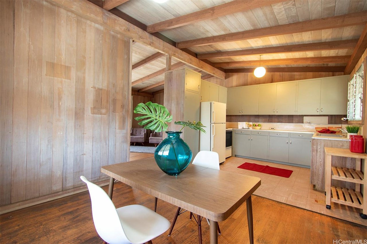3284 Kalua Pl