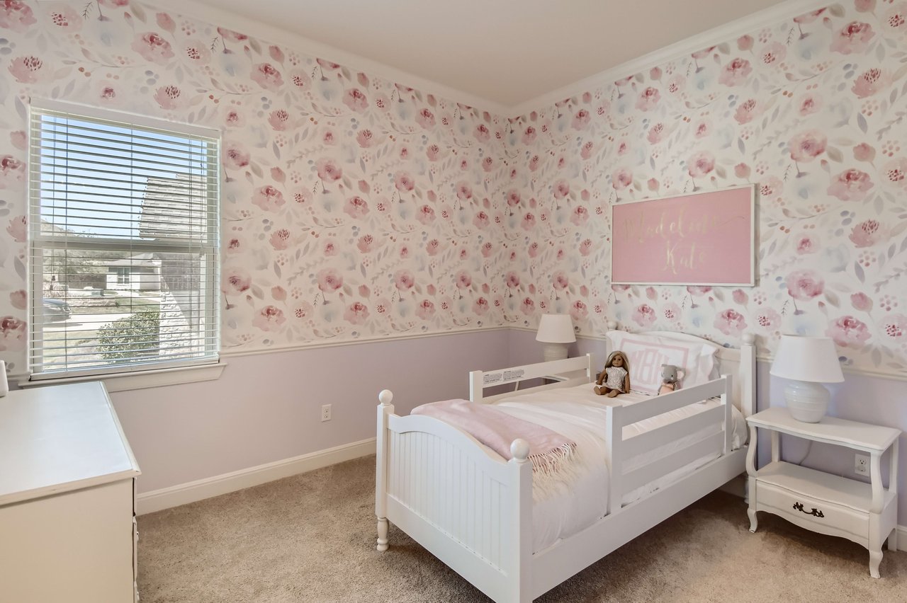 186 Tabago CT