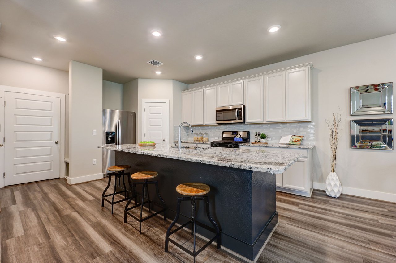 Stunning 2021 Meritage Home in Easton Park with FREE Solar Panels! Better Priced Than New Builds and Move-In Ready!