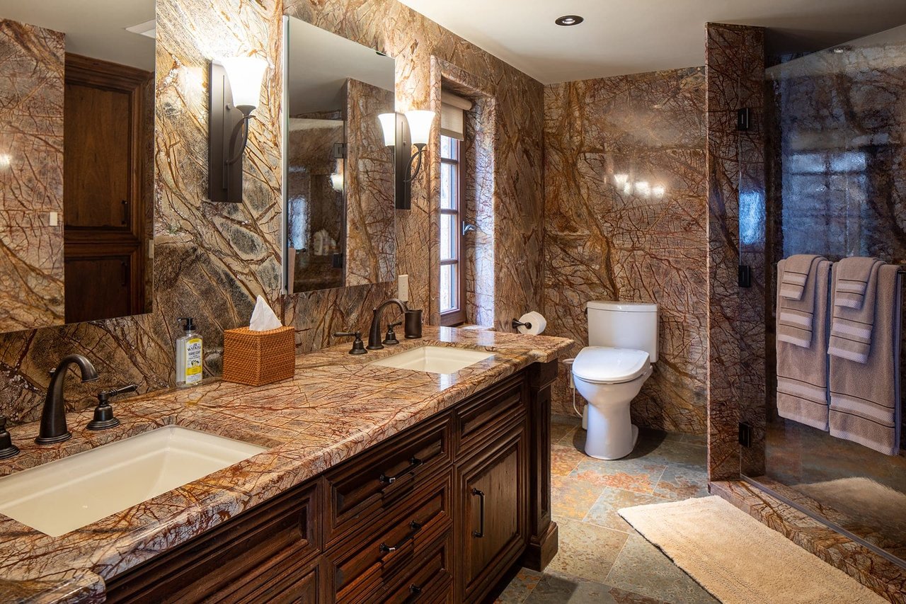 CARMEL HIGHLANDS LUXURY RENTAL - "SHIPROCK"