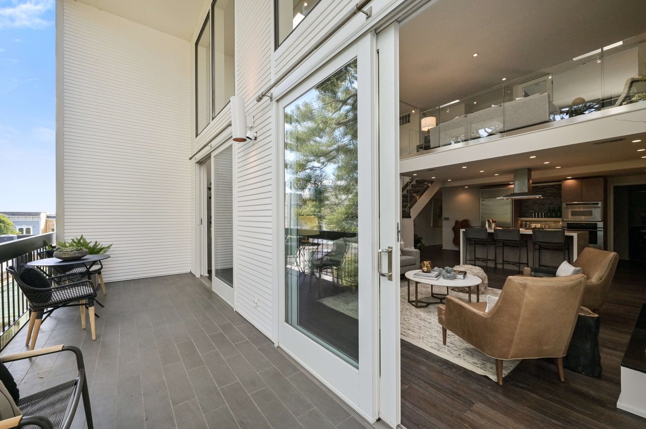 Stylish Duplex Penthouse Steps to Alta Plaza