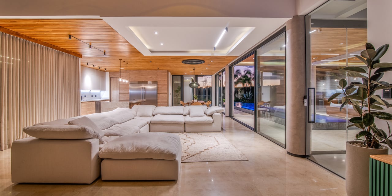 Contemporary Tropical Golf Estate, Santa Ana, San Jose