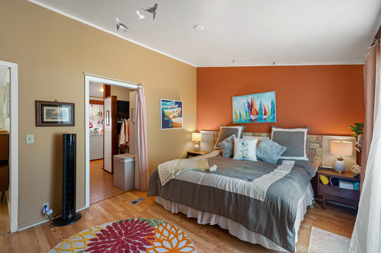 2536 MARTHA  LANE