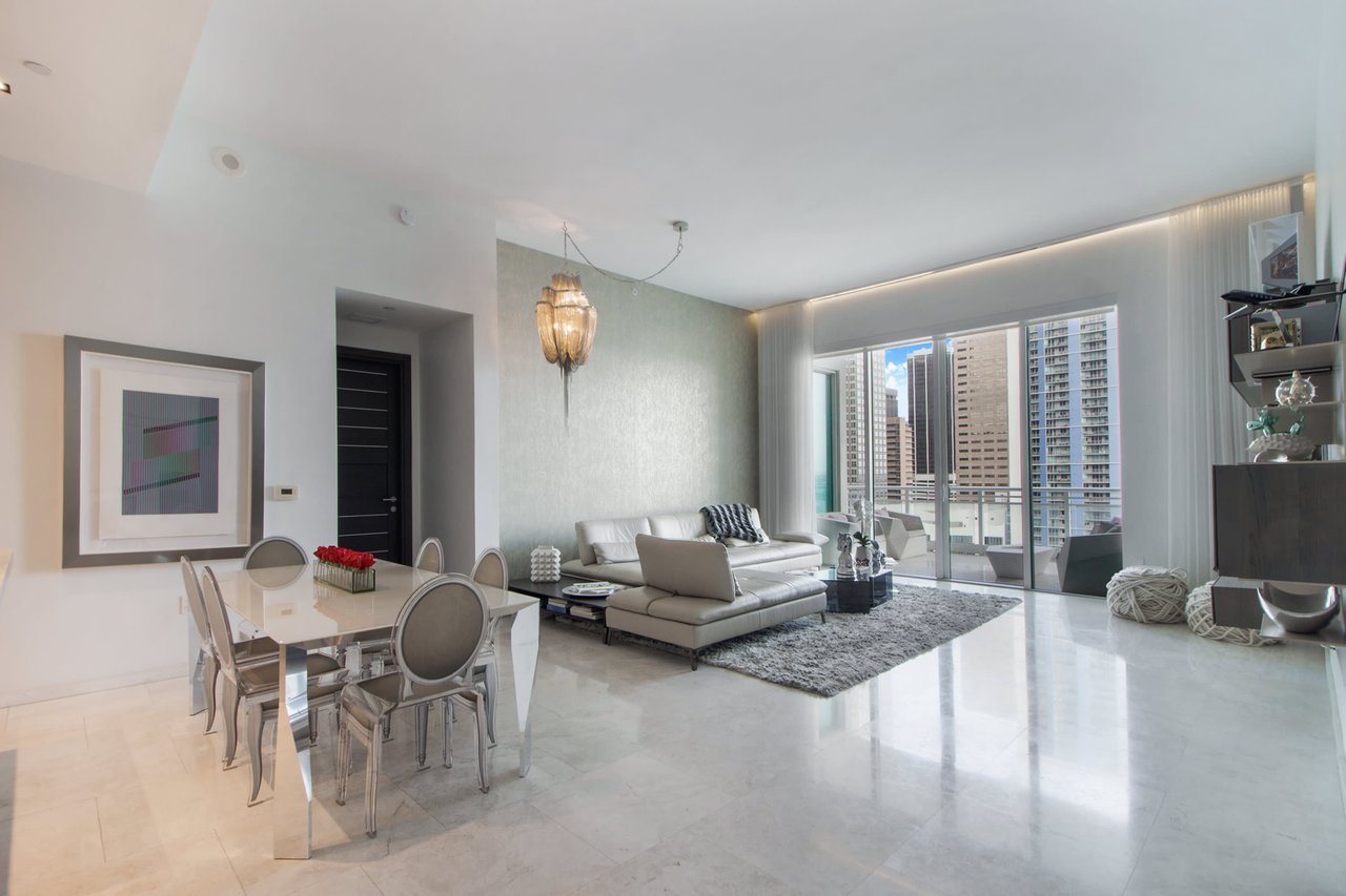 900 Brickell Key Boulevard Unit: 1102