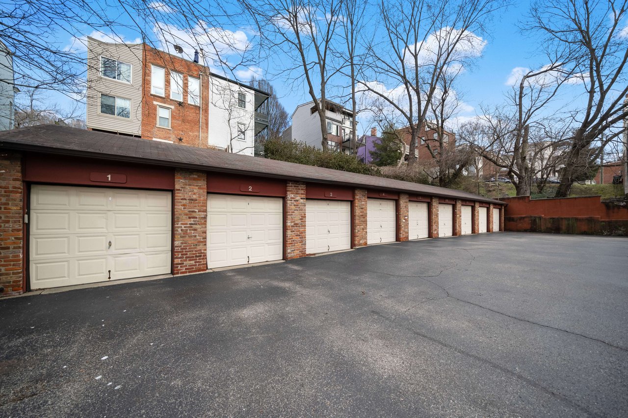 412 Liberty Hill #1B