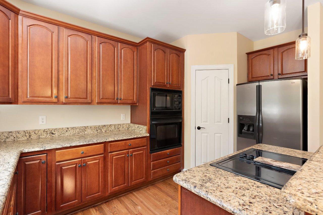 3513 Kings Farm Drive