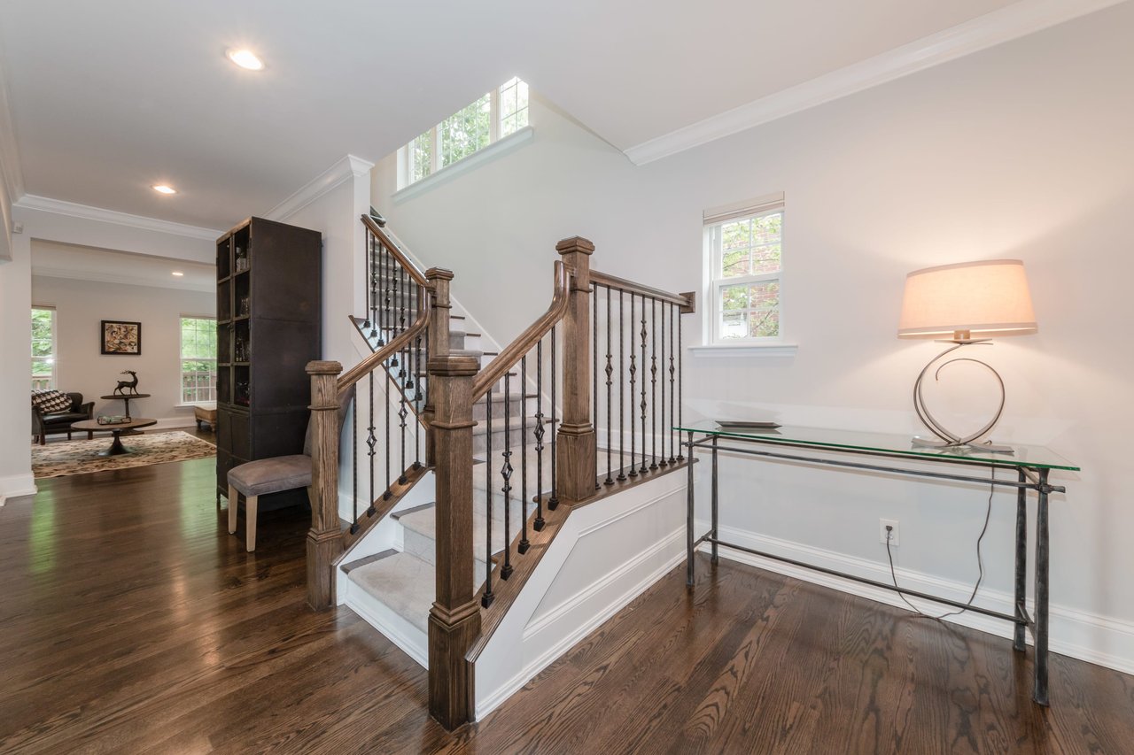 Fabulous Condo Alternative Just Steps From Heart of Clayton