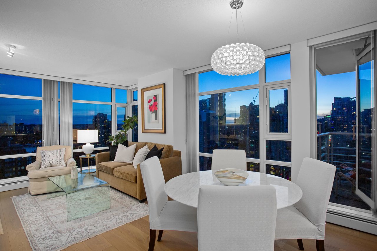 2706-1199 Marinaside Crescent, Vancouver