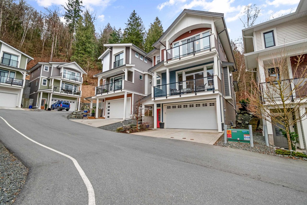 18-47042 Macfarlane Pl