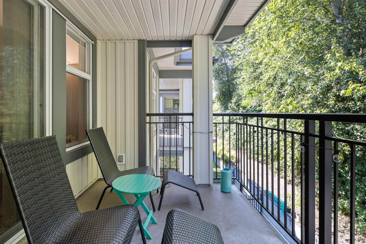 403-4833 Brentwood Dr