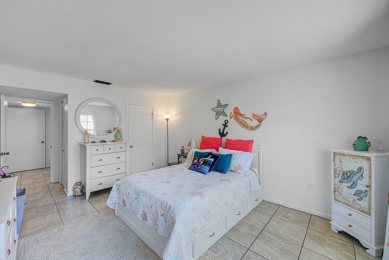 10280 Imperial Point Dr W, #20, Largo, FL 33774
