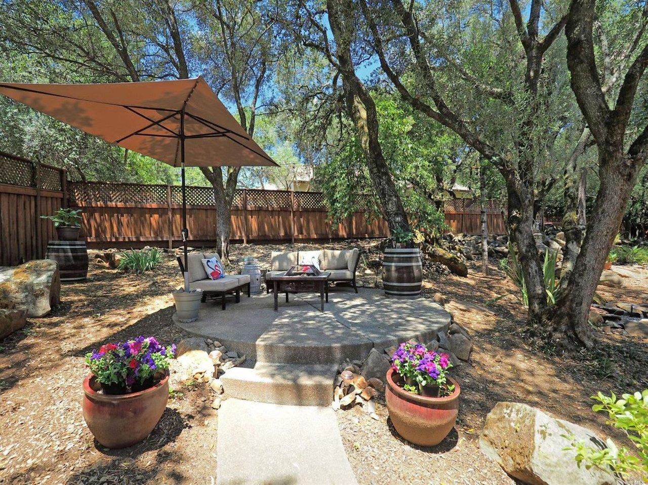 824 Olive Glen Ct