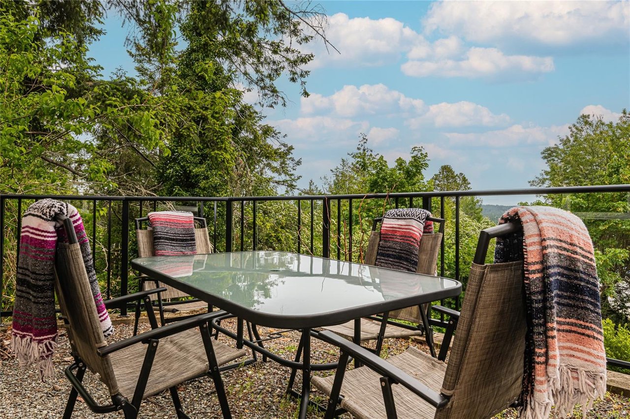 140 Mt. Baker Cres