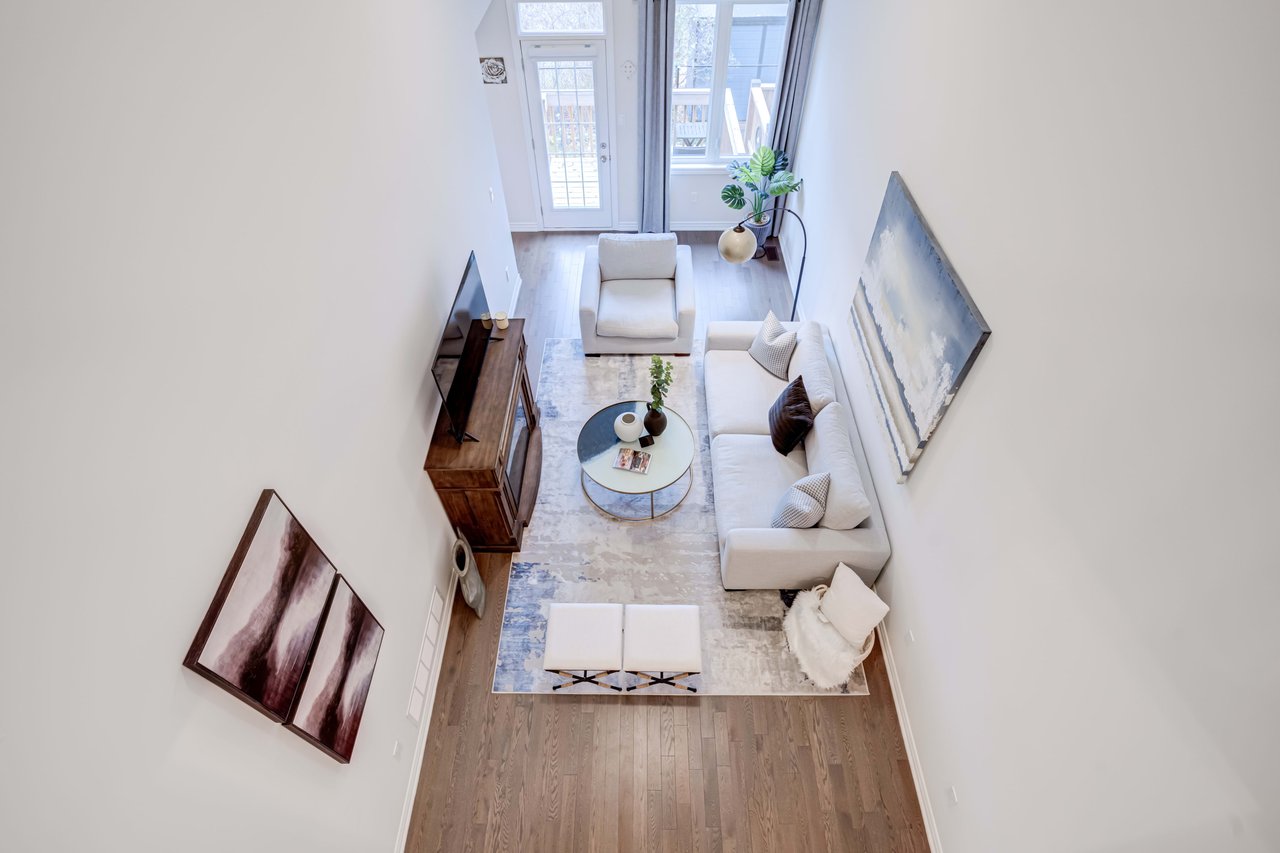 6 Dreamland Lane