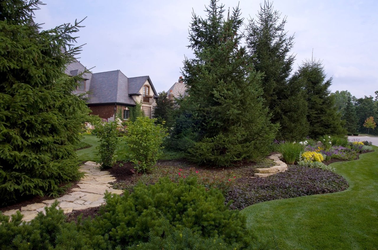 6631 Lee Ct