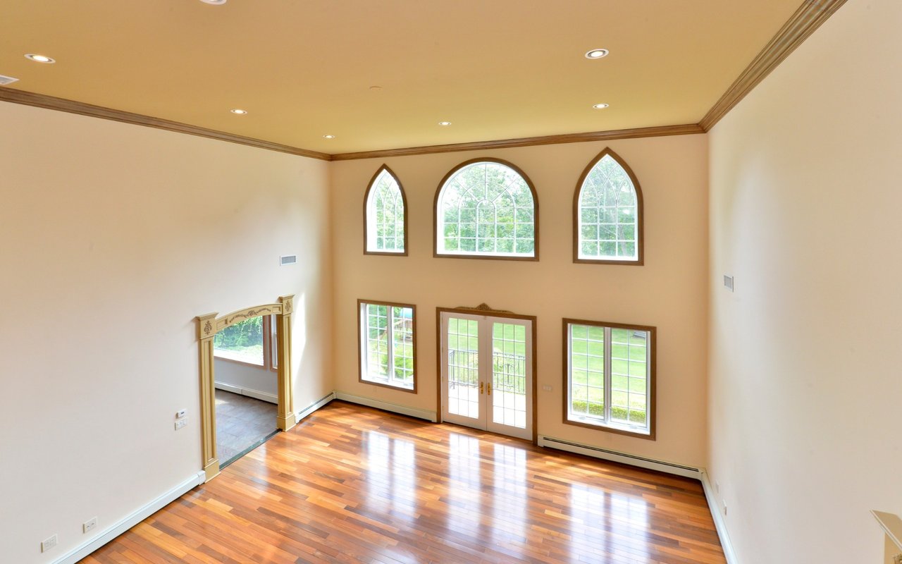 68 Hillcrest Drive