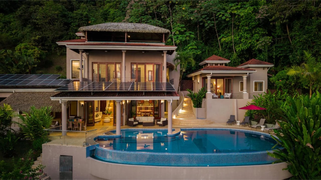 Solar Powered Coastal Luxury Estate, Dominical, Puntarenas