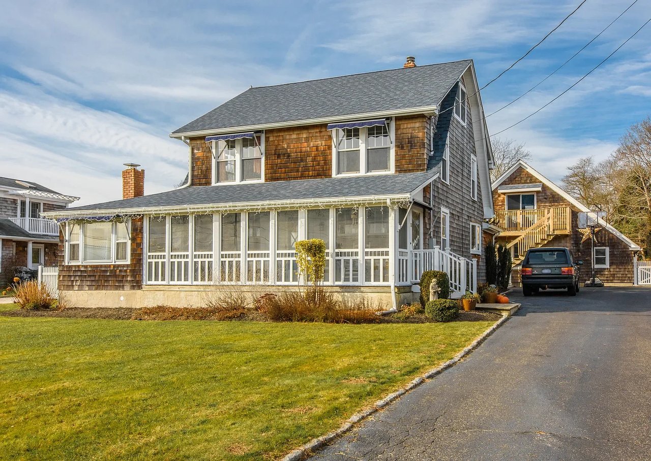 110 Lake Ave