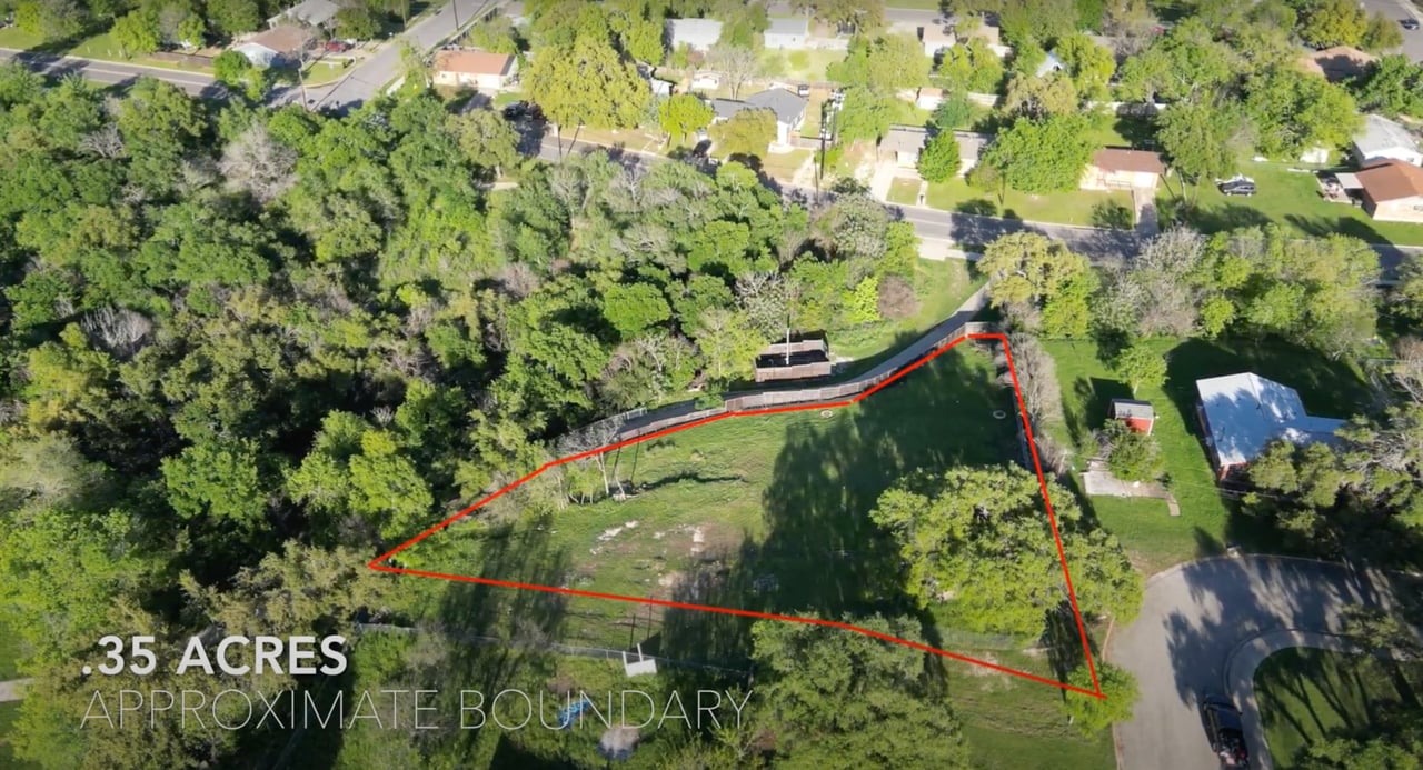 Private Greebelt lot in Georgetown