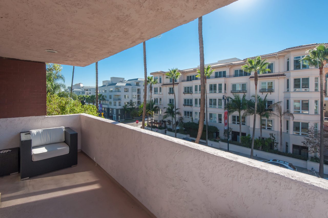 214 N Crescent Drive, #3