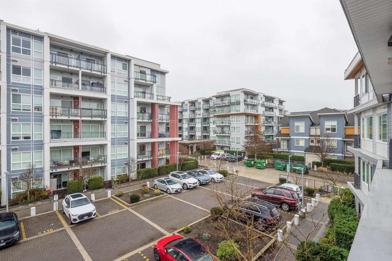 310-10011 River Dr