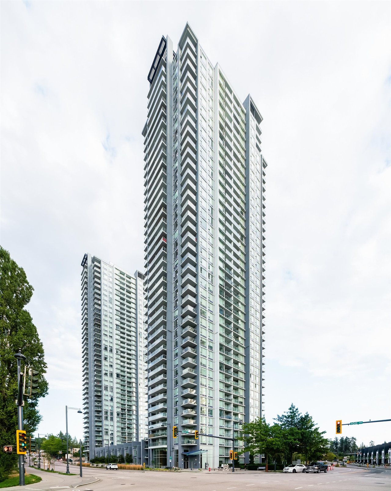 3607-13696 100 Ave