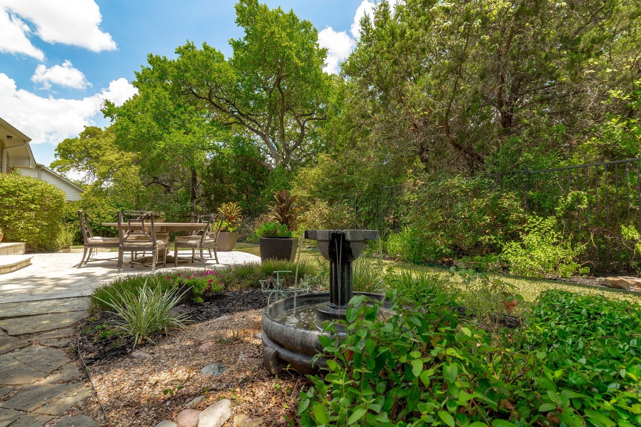 1204 Andrew CV