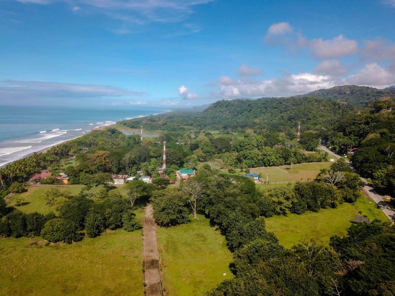 Titled Commercial Development Site, Dominical, Puntarenas