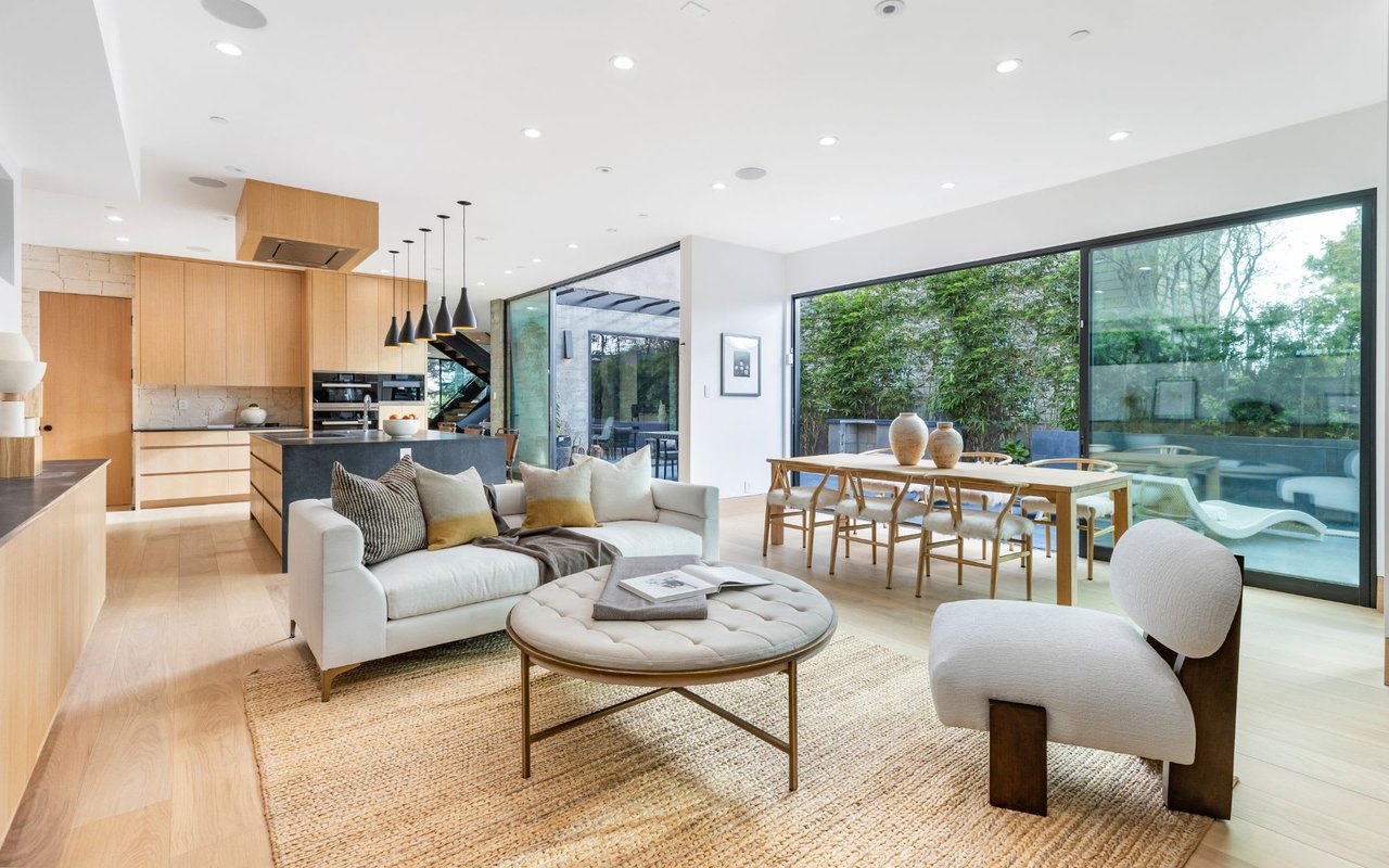 Modern Masterpiece