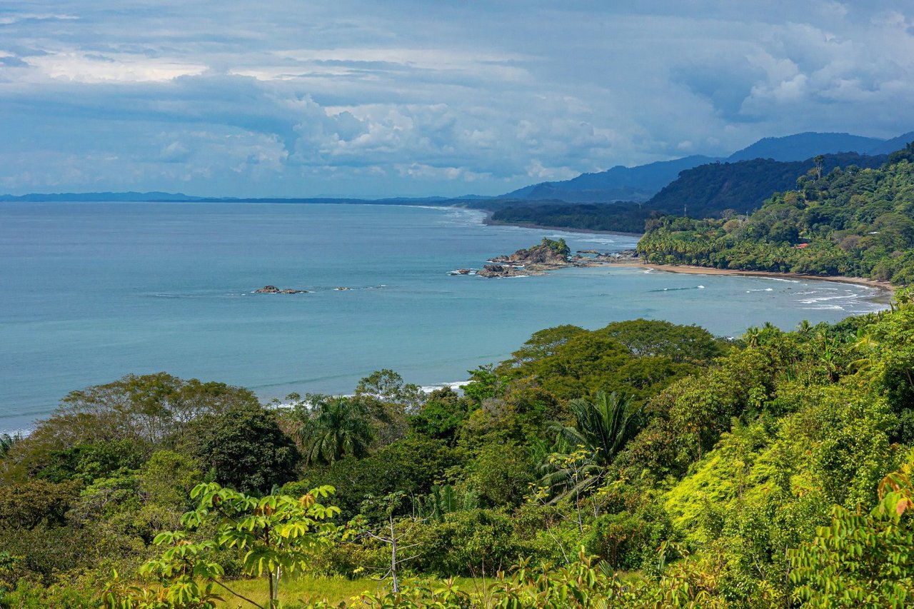 Colonial Ocean View Villa, Dominical, Puntarenas