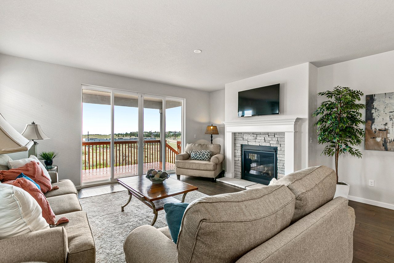3635 White Rose Loop