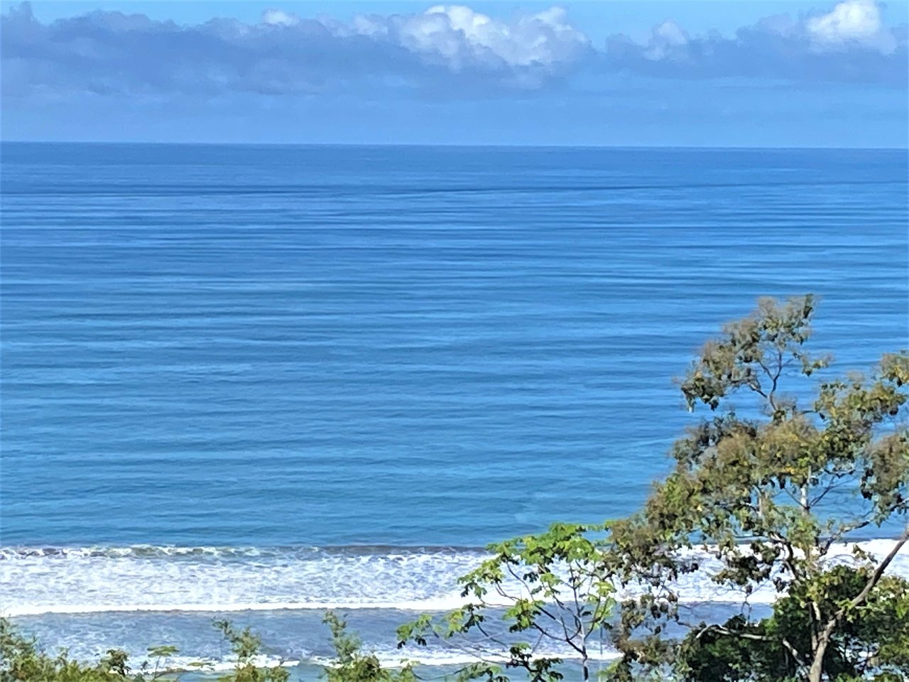 Ayacucho - Outstanding ocean view lot within walking distance to the beach! 