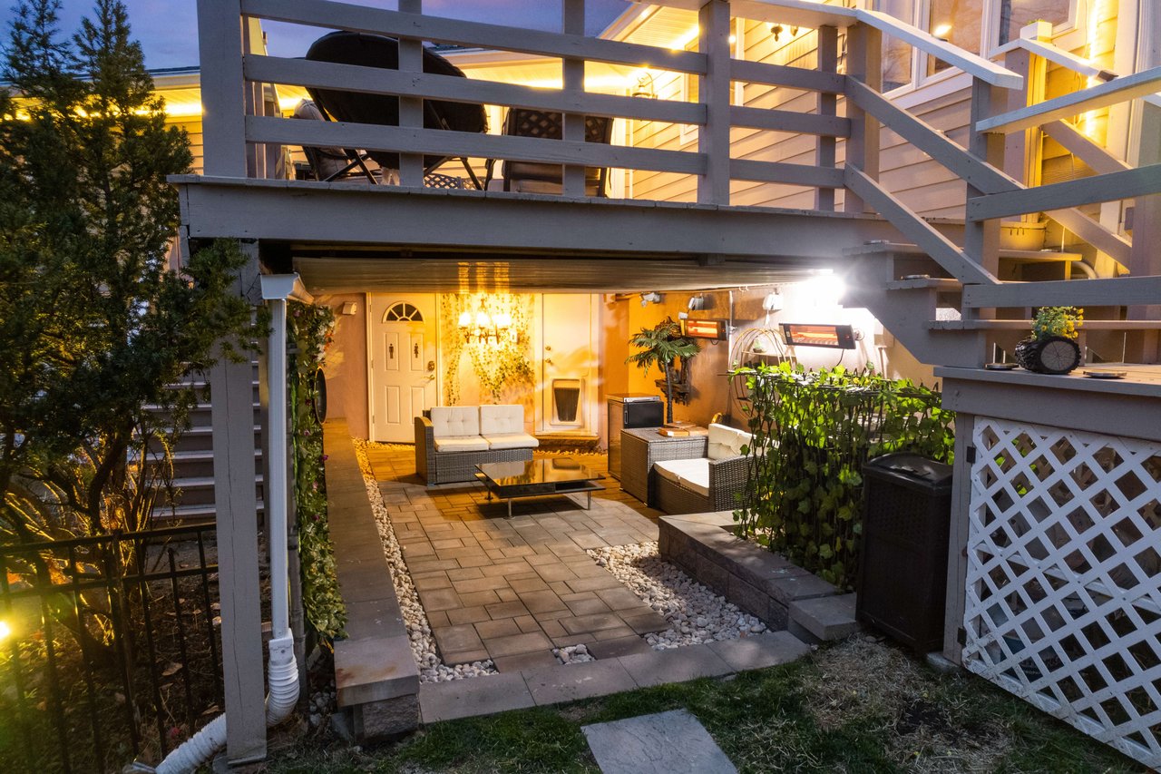 6 Bruce Cir