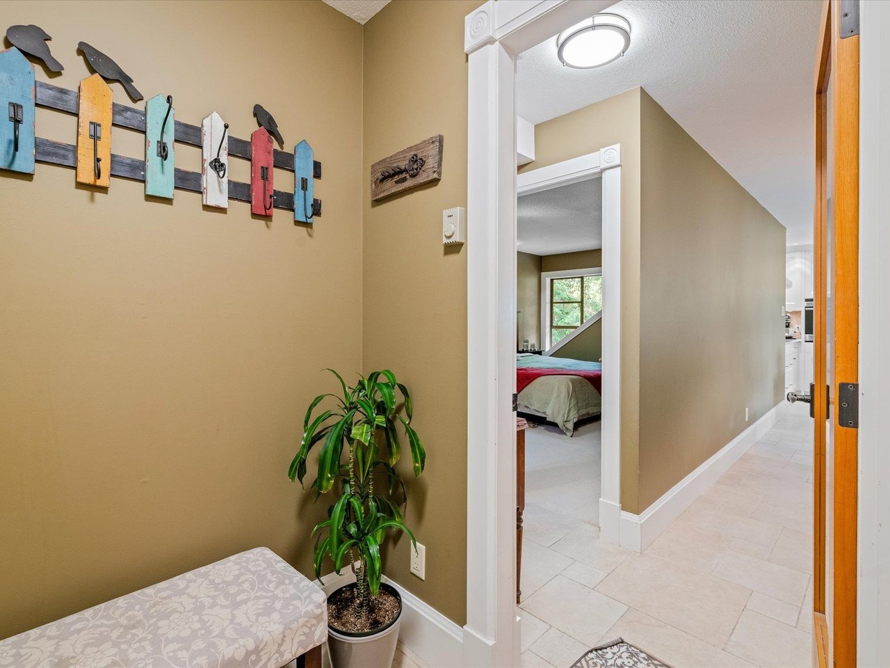 806-3050 Hillcrest Dr