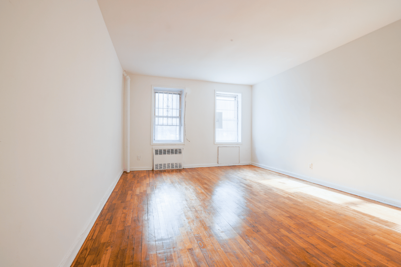 311 East 25th Street, Apt 4D