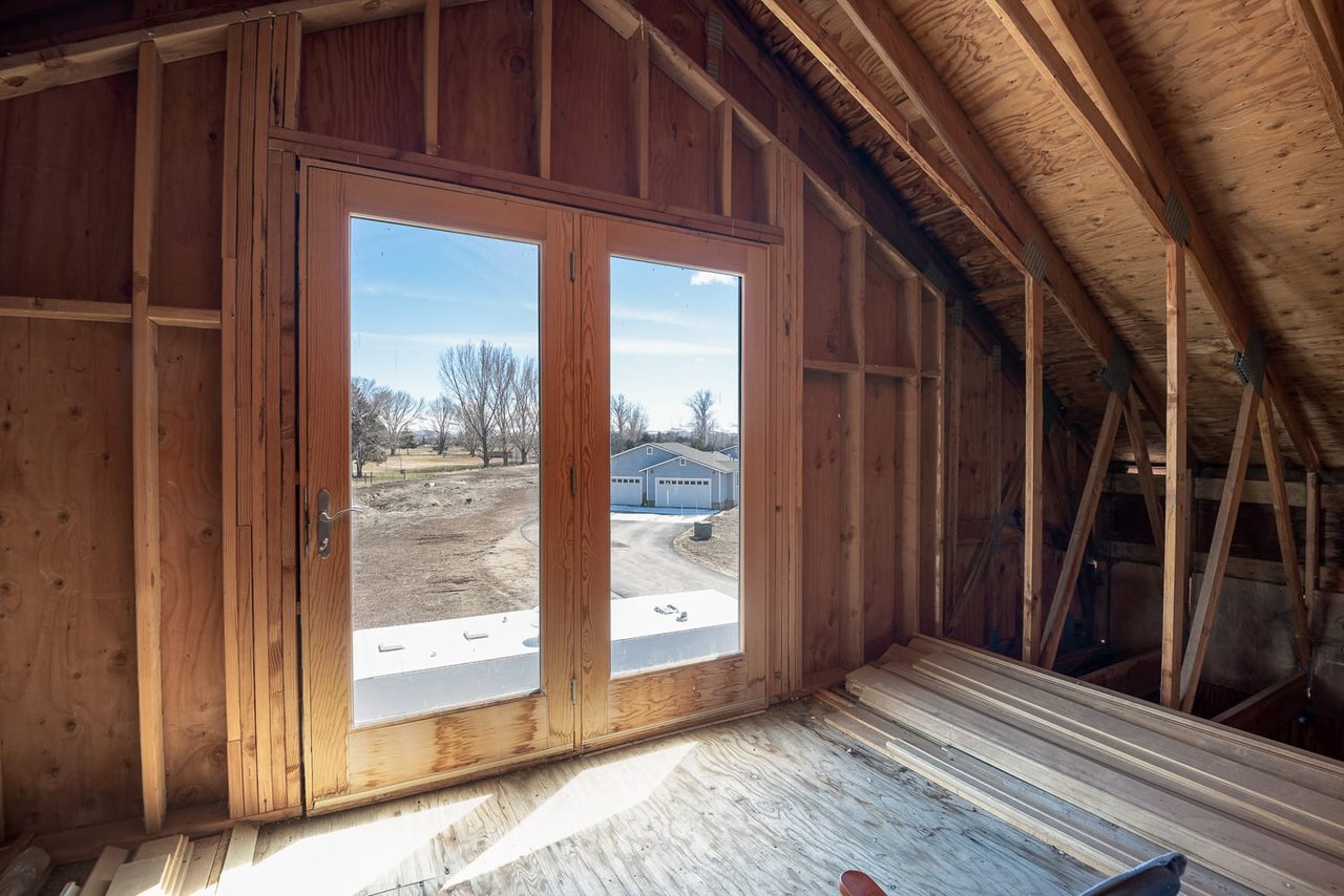 Remodeled Home with Land & Barn...Plus VIEWS