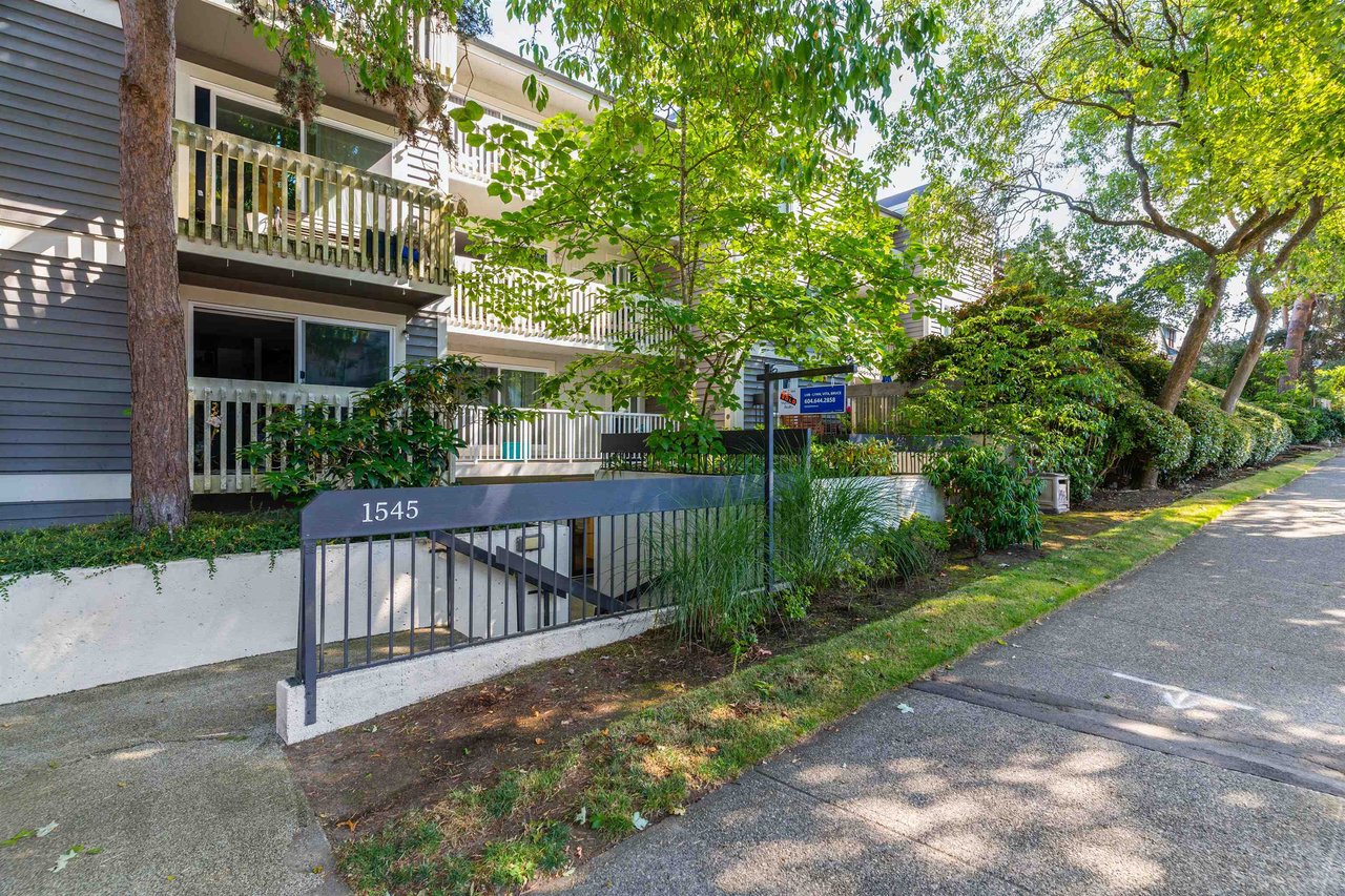 309-1545 E 2nd Ave