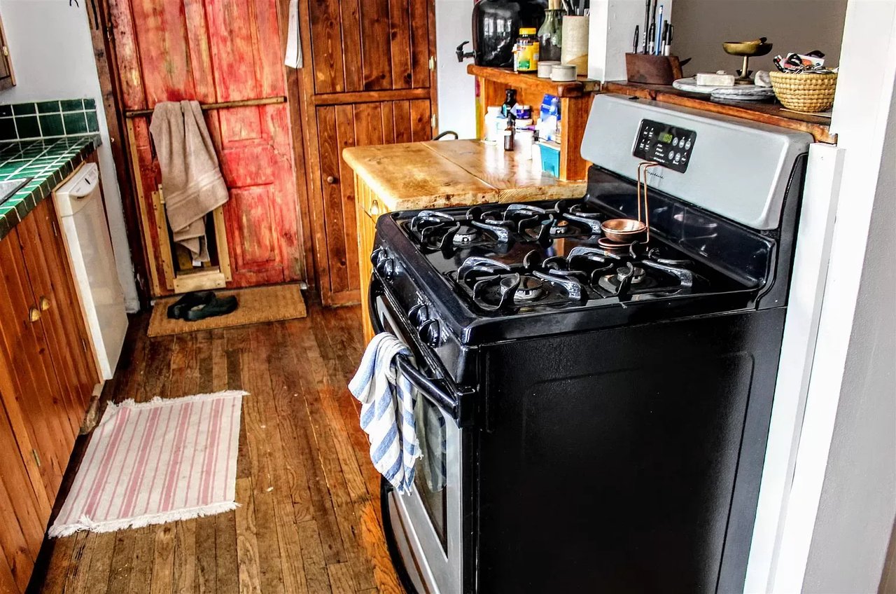 2873 State Highway 14 N