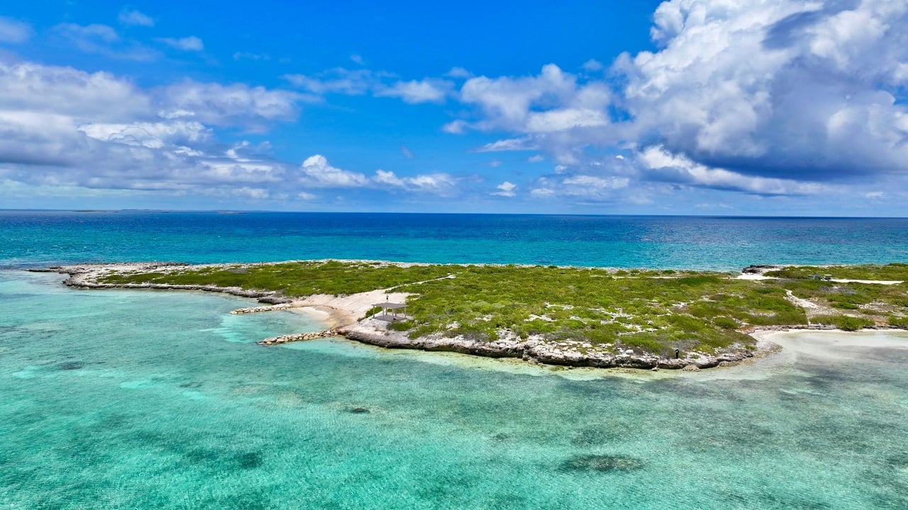 Tarpon Point-Ambergris Cay