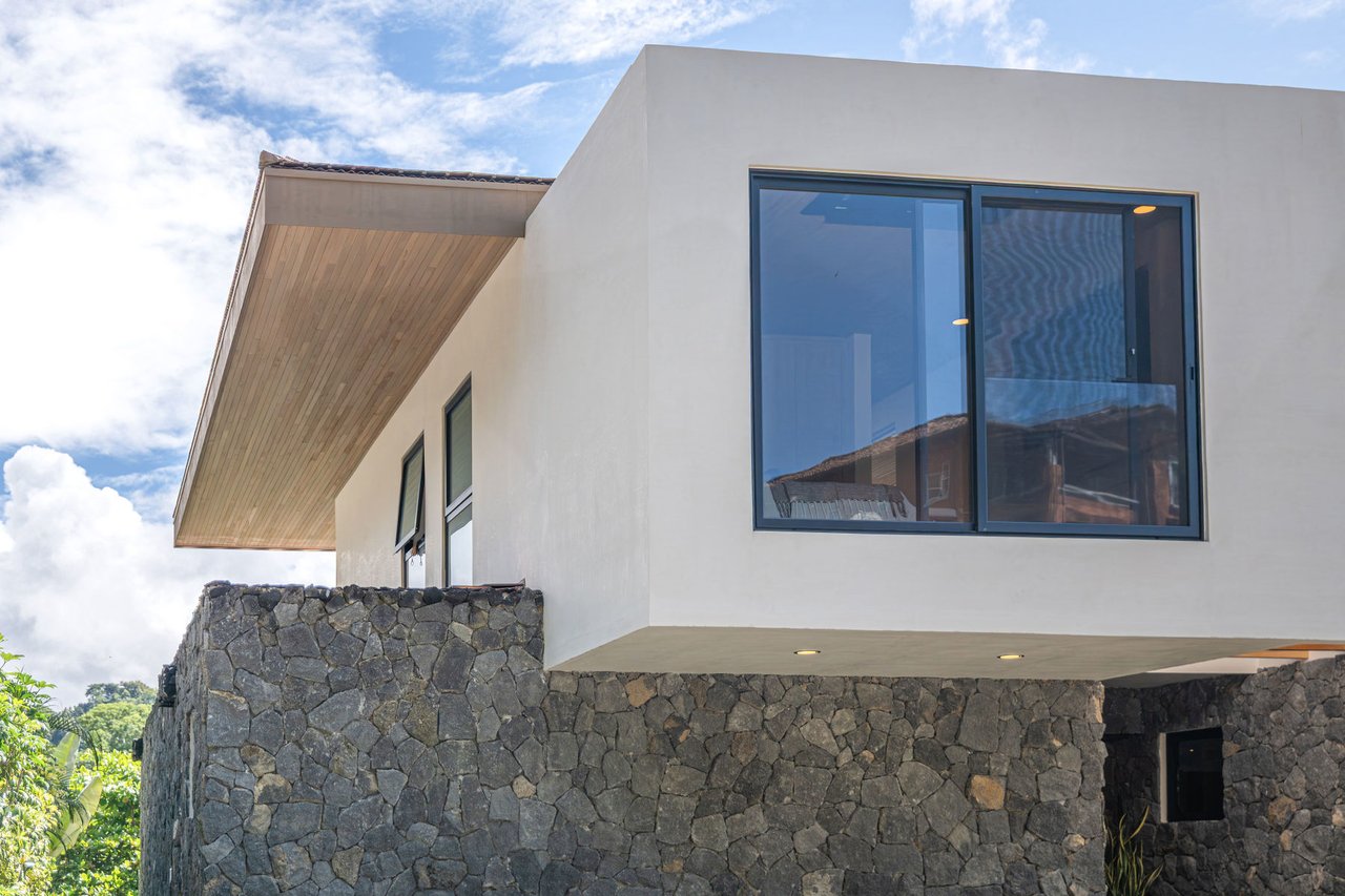 Tropical Modern Coastal Estate, Los Suenos, Puntarenas