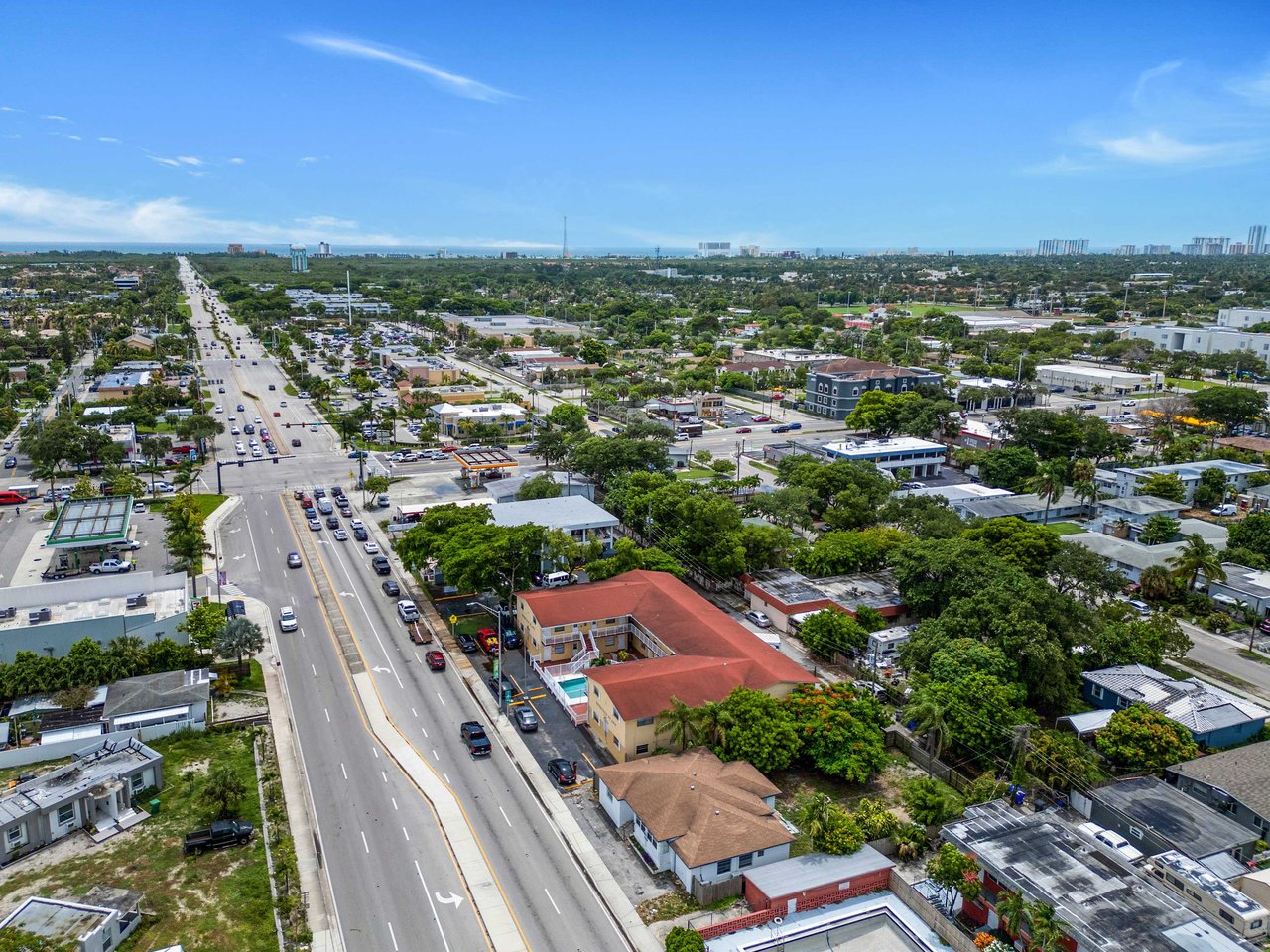 1844 Sheridan St Hollywood FL-33020
