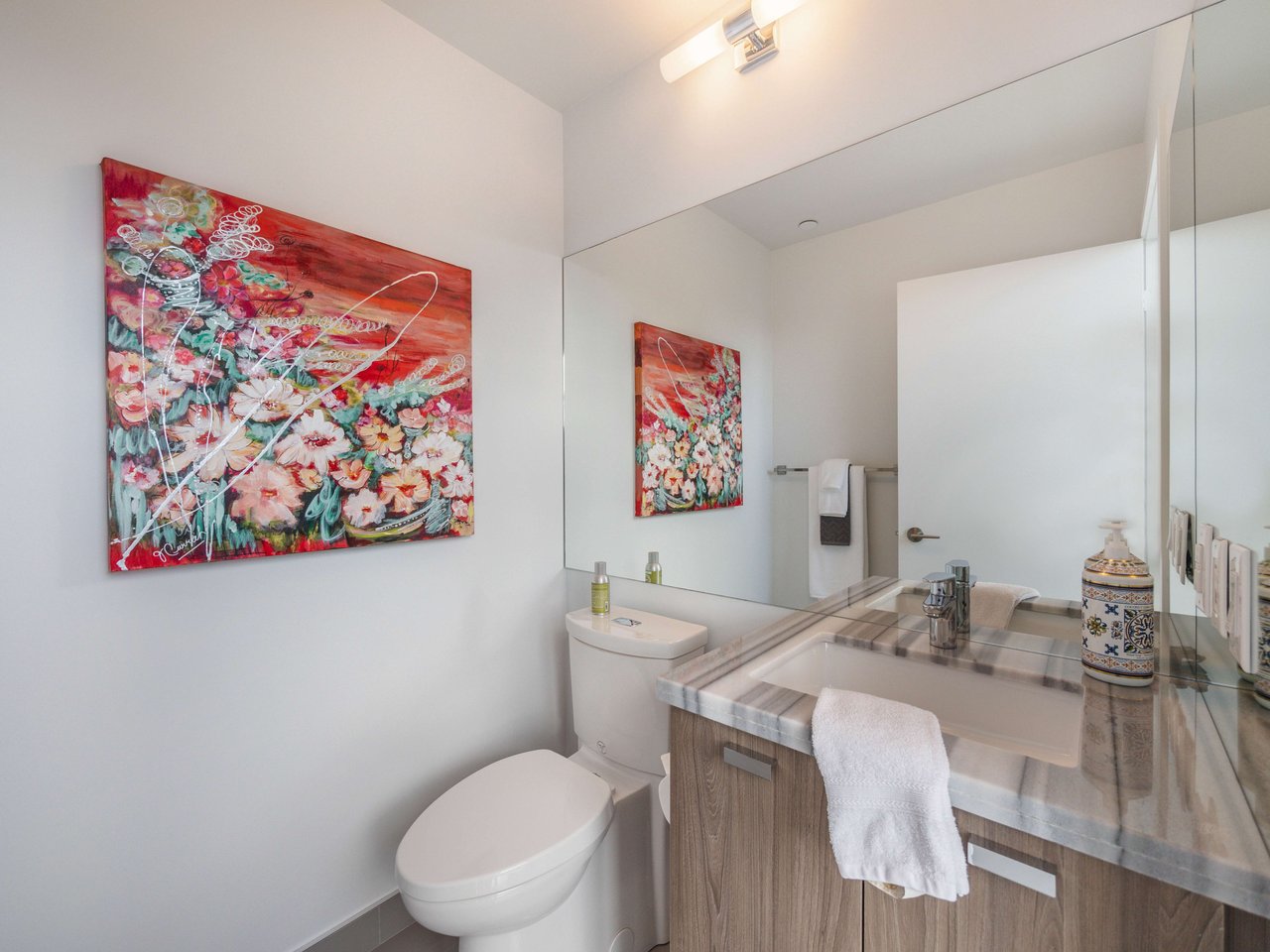 290 Adelaide St W #4104