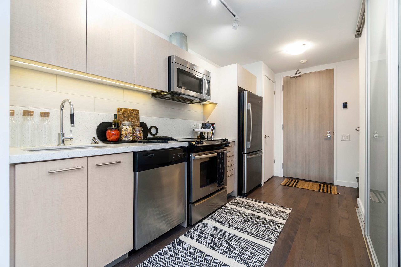 210-390 Cherry Street