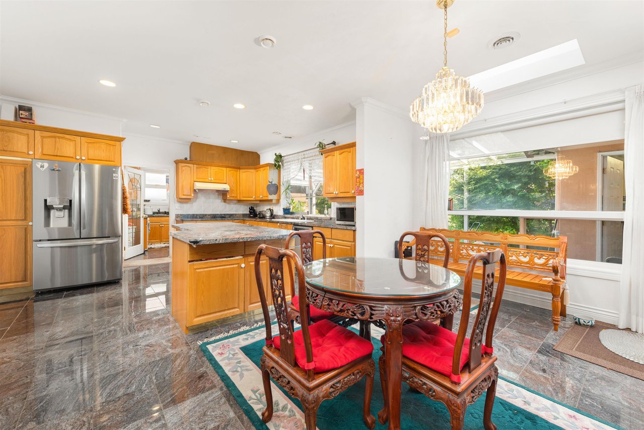 6160 Azure Rd
