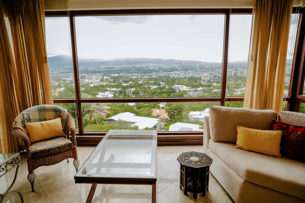 Exclusive Apartment With Views, Escazu, San Jose