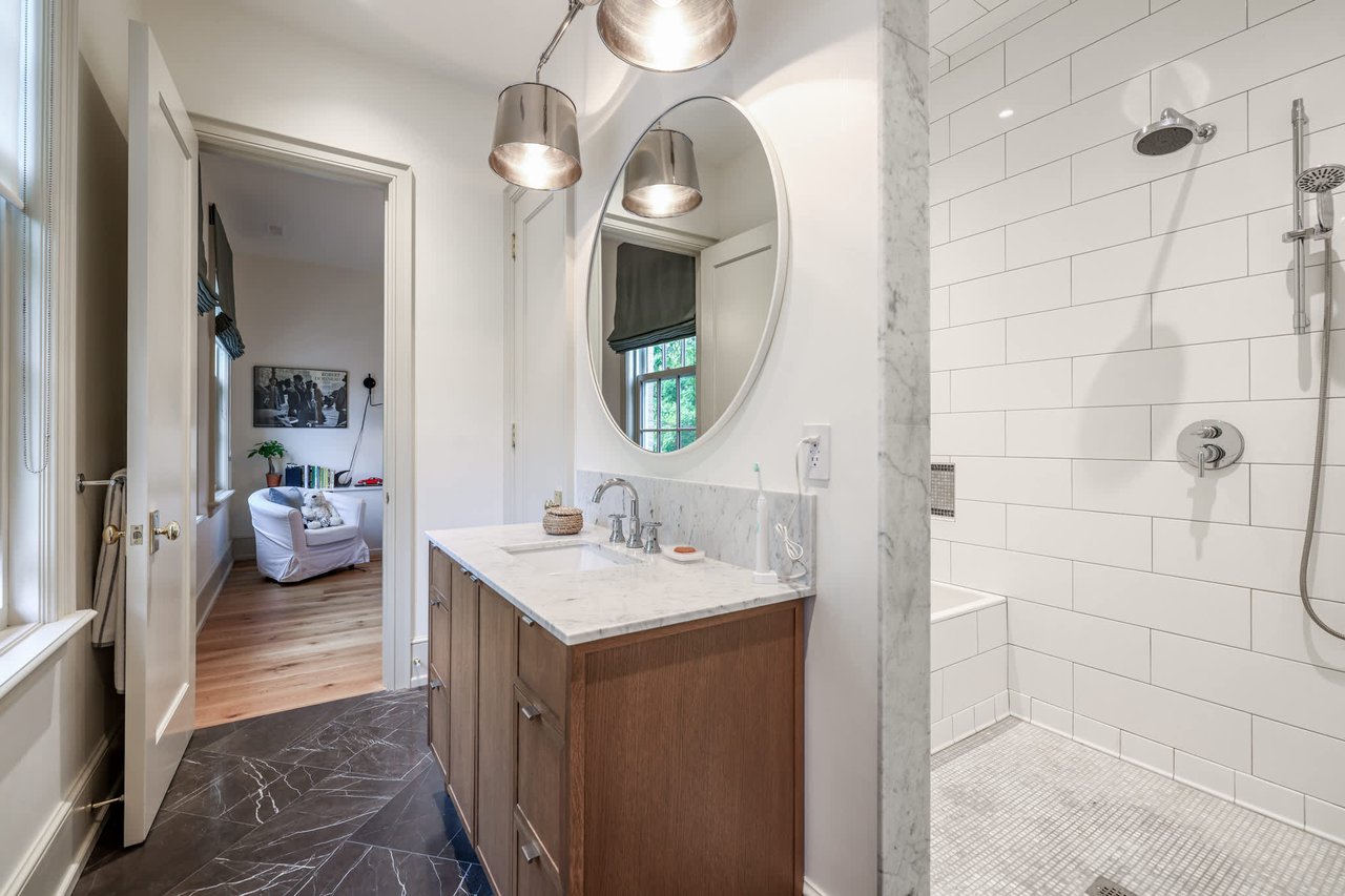 Centrally Nestled In Lytton Park